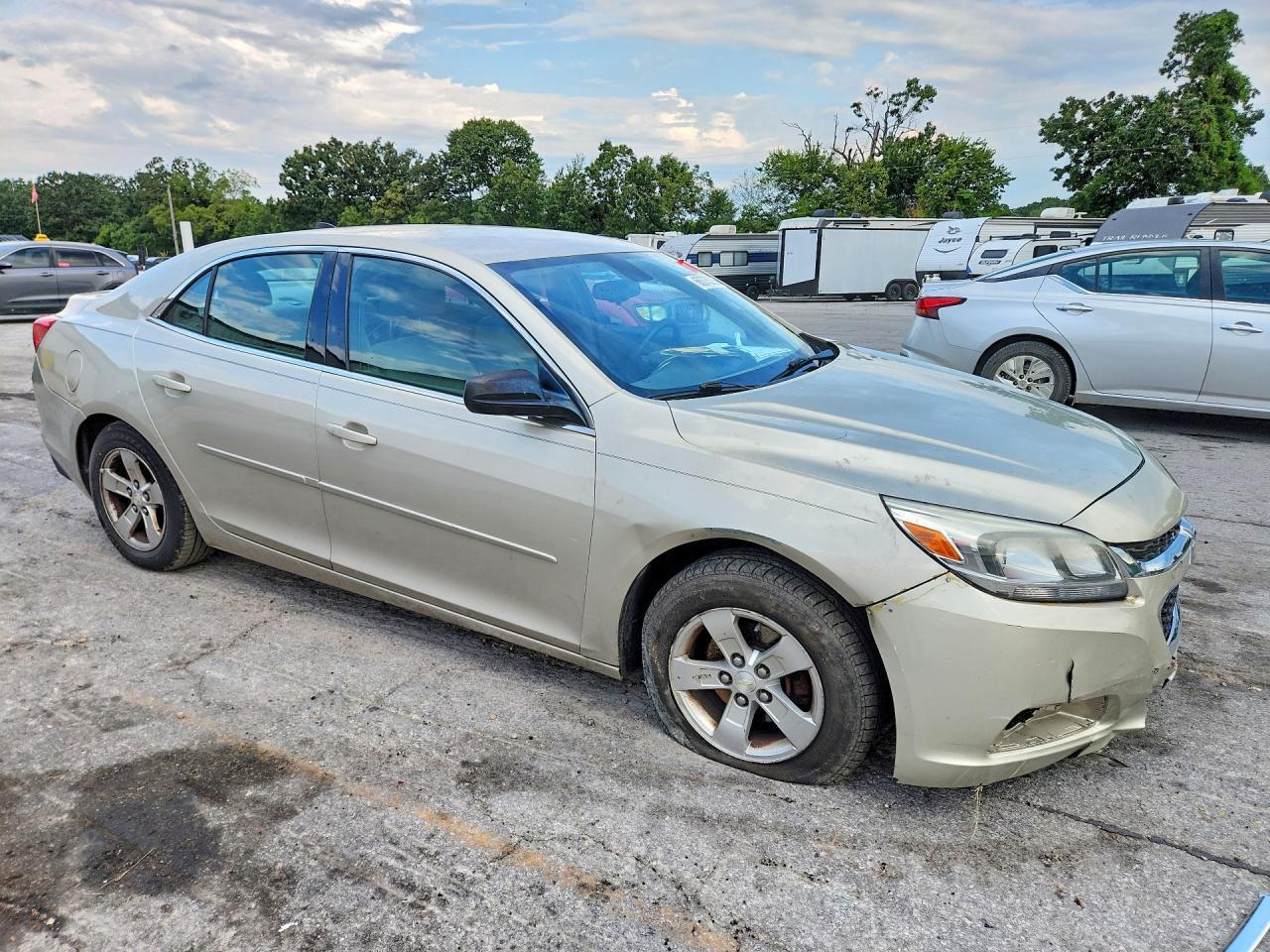 2014 Chevrolet Malibu Ls - Image 4