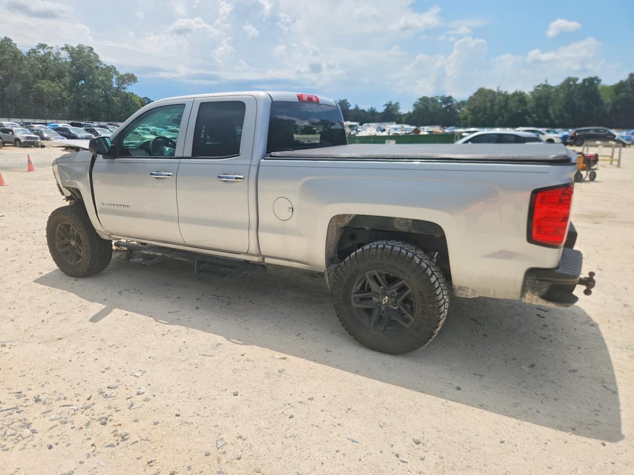 2015 Chevrolet Silverado C1500 - Фото 2