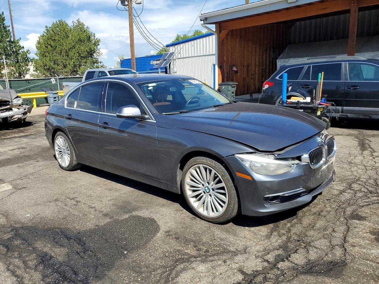 2015 BMW 328 I - Фото 4