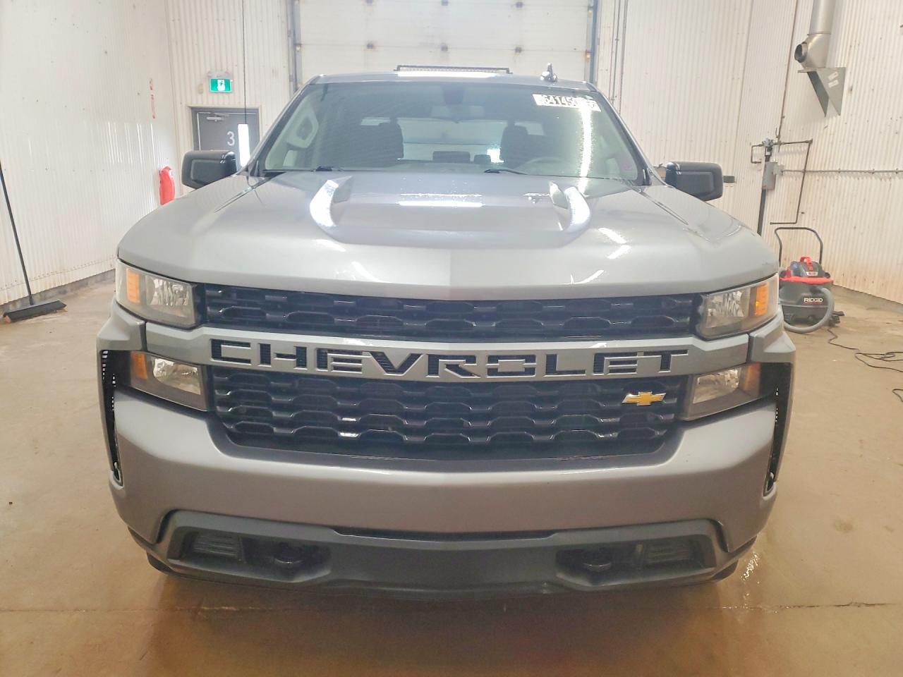 2021 Chevrolet Silverado K1500 Custom - Фото 5