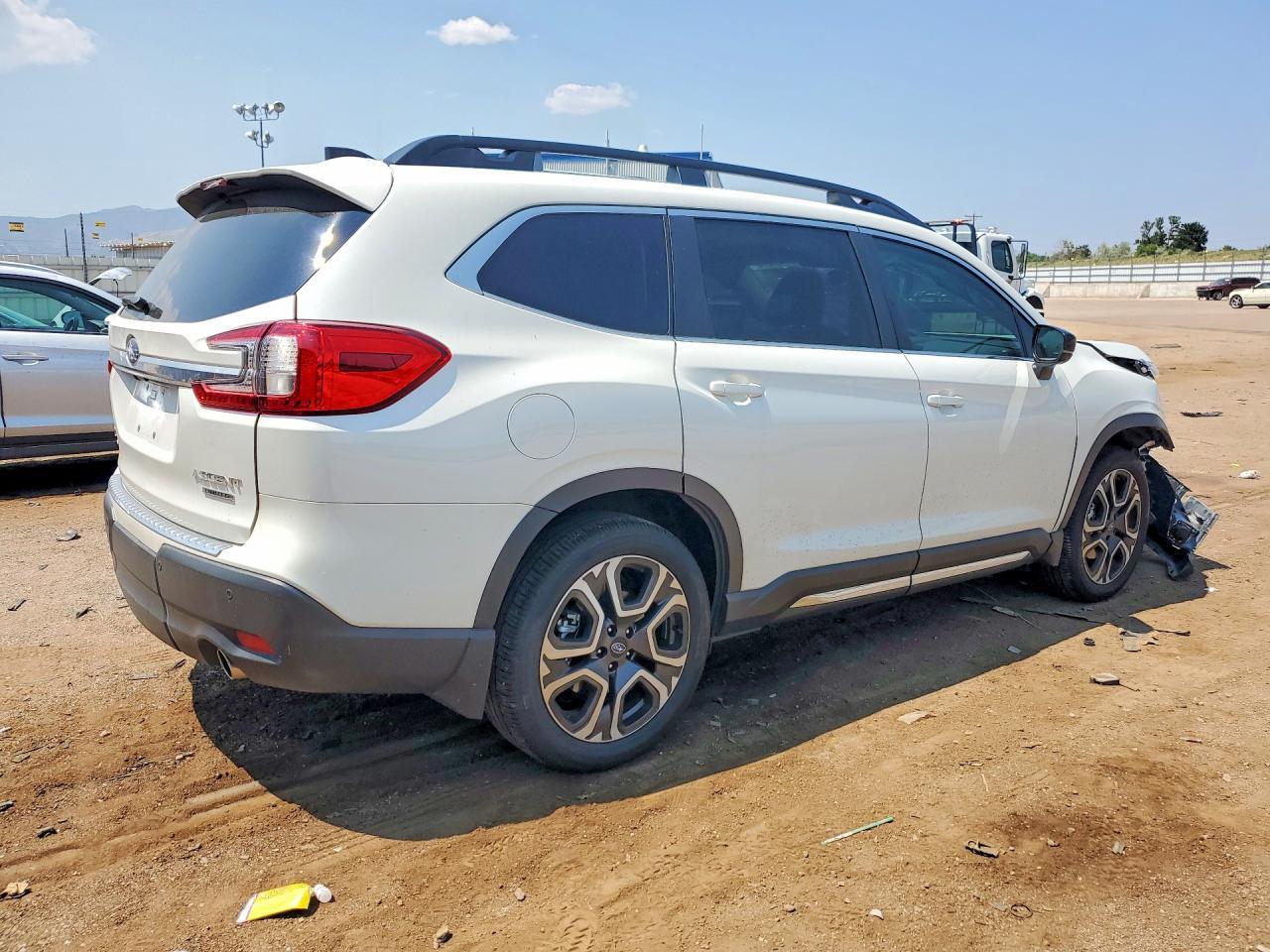 2026 Subaru Ascent Limited - Image 3