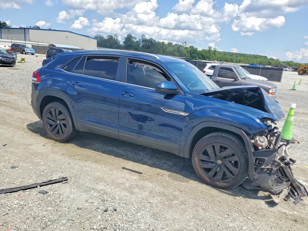2022 Volkswagen Atlas Cross Sport Se - Фото 4