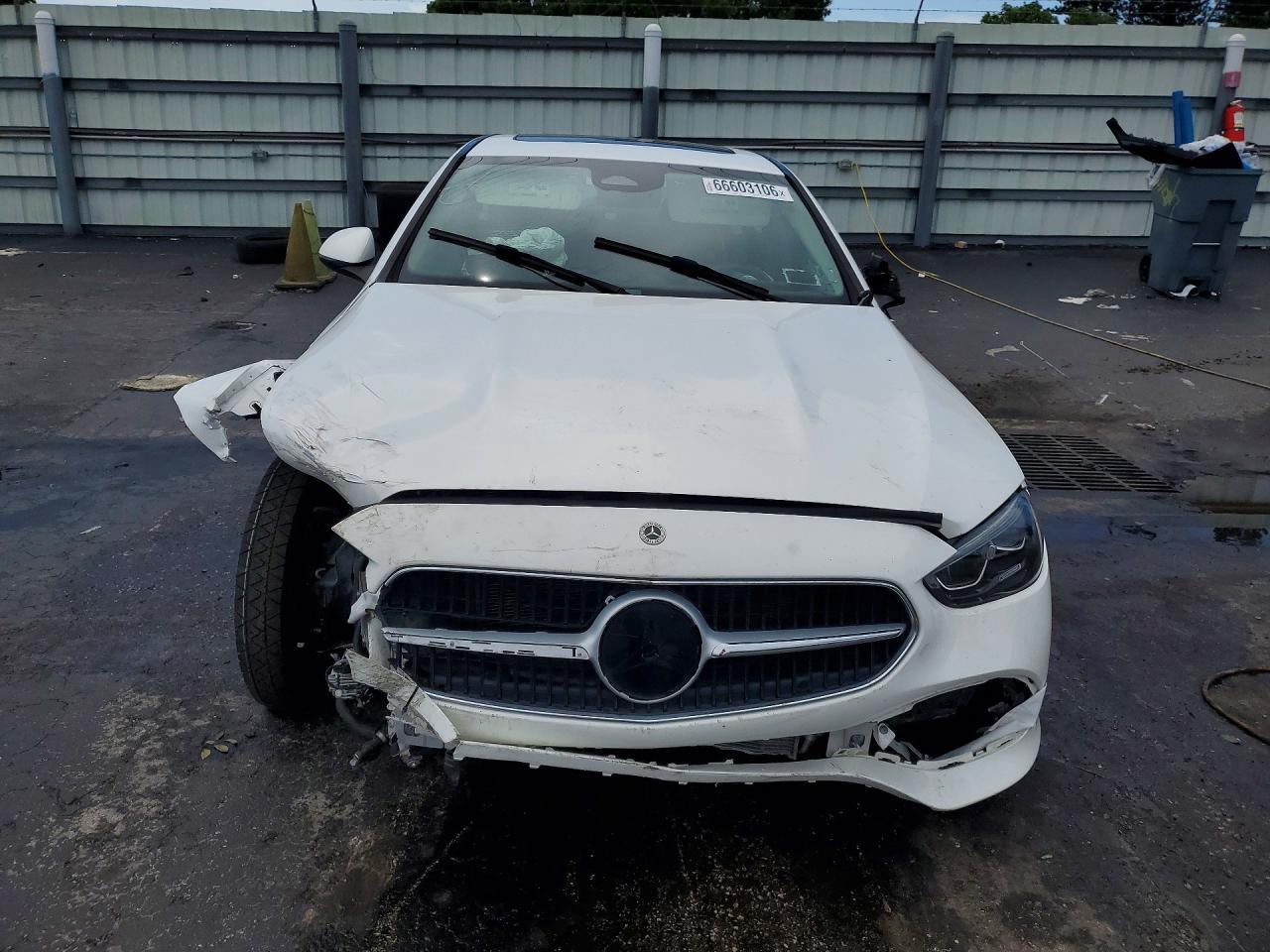 2022 Mercedes-Benz C 300 - Фото 5
