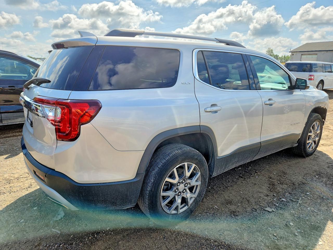 2020 GMC Acadia Slt - Фото 3