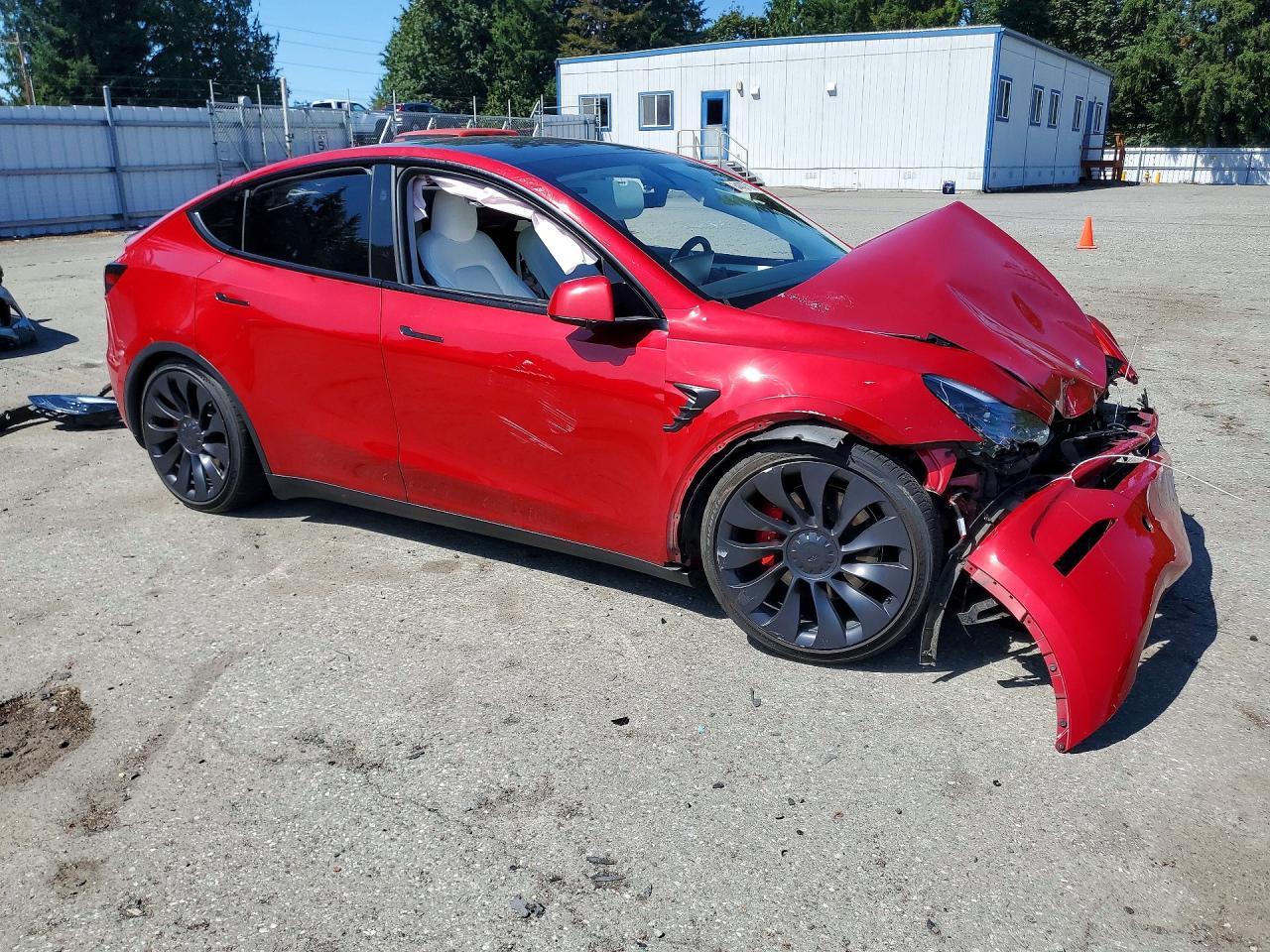 2023 Tesla Model Y - Image 4