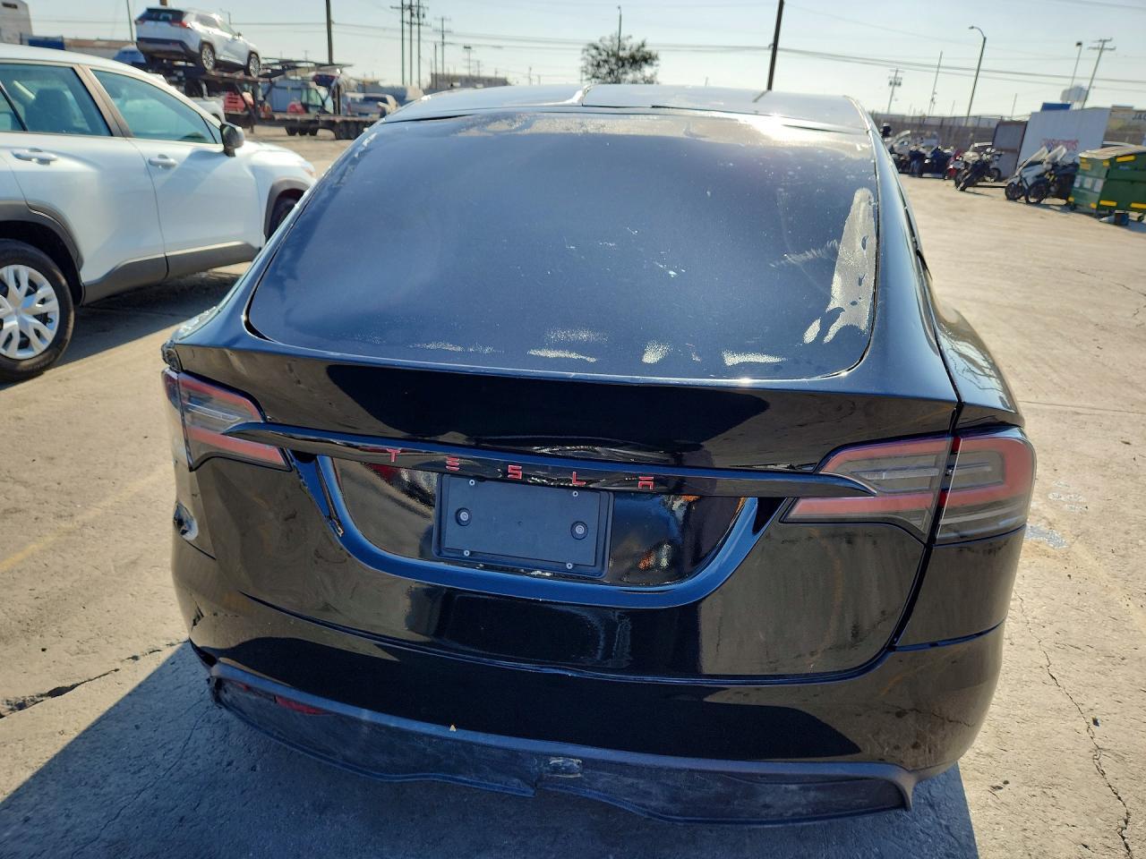 2023 Tesla Model X - Фото 6