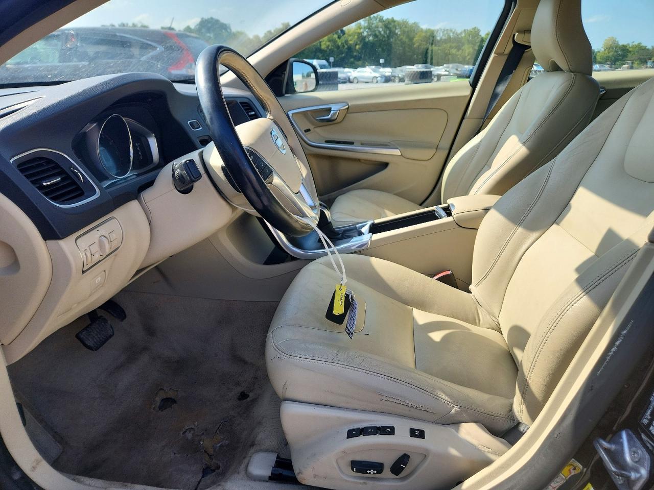 2015 Volvo S60 Premier - Image 7