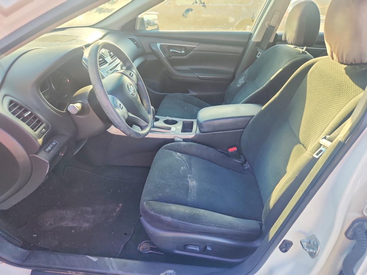 2015 Nissan Altima 2.5 S - Фото 7