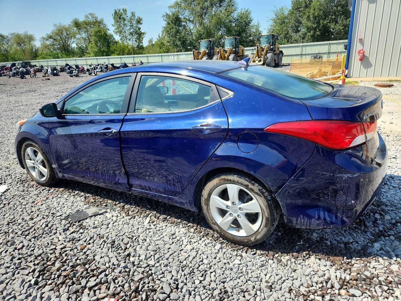 2013 Hyundai Elantra Gls - Фото 2