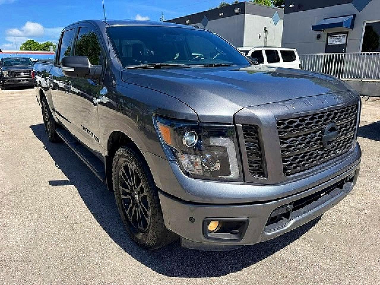 2019 Nissan Titan Sv - Фото 4