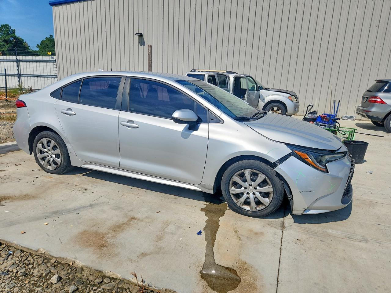 2020 Toyota Corolla Le - Image 4