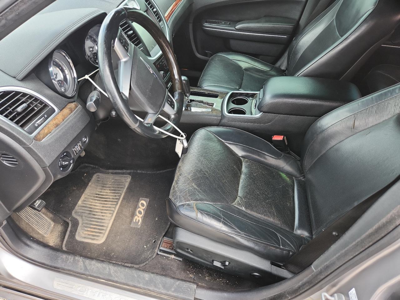 2013 Chrysler 300C - Фото 7
