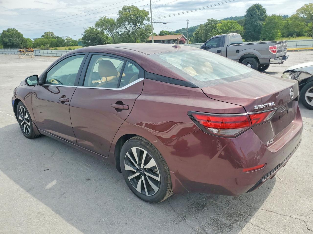 2025 Nissan Sentra Sv - Image 2