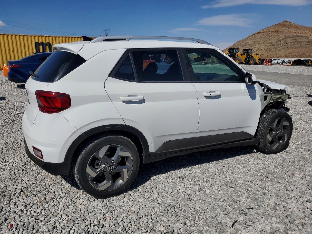 2021 Hyundai Venue Sel - Фото 3