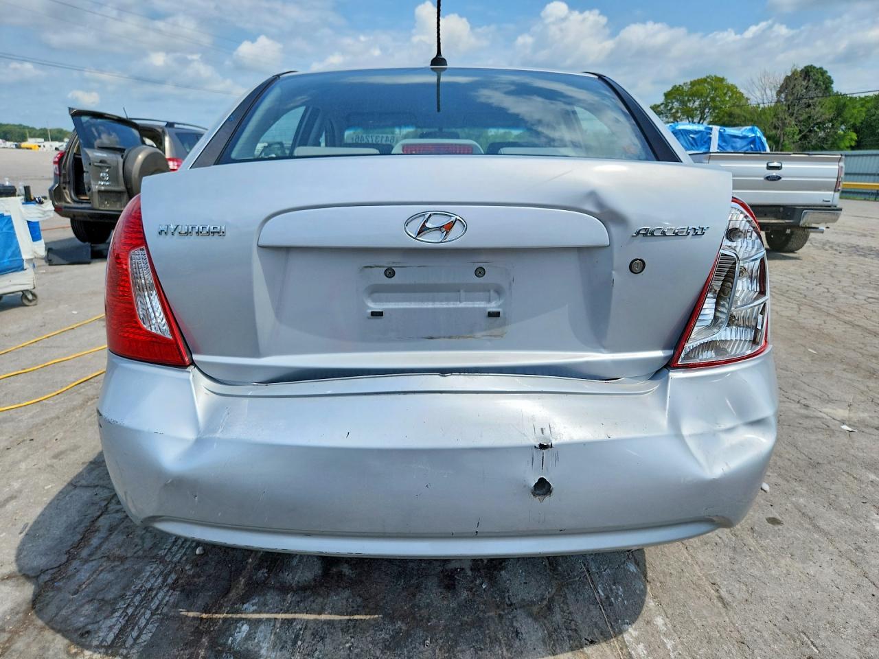 2009 Hyundai Accent Gls - Image 6