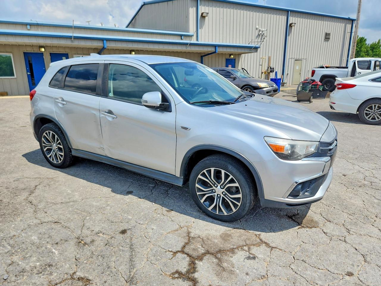 2019 Mitsubishi Outlander Sport Es - Фото 4