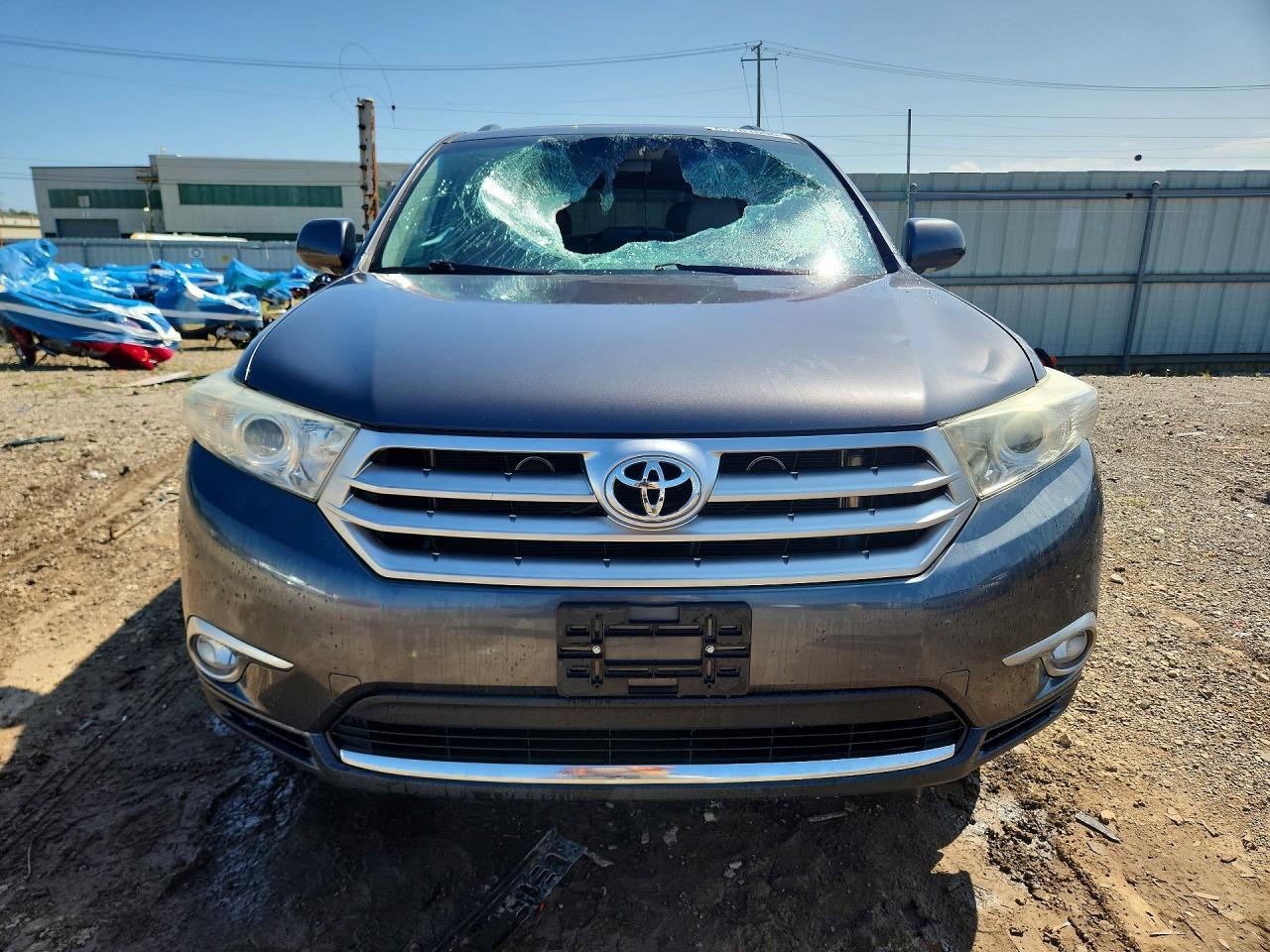 2013 Toyota Highlander Limited - Image 5