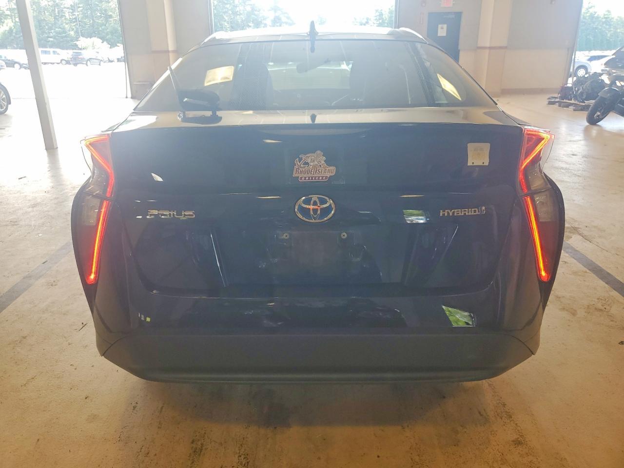 2016 Toyota Prius Four - Фото 6