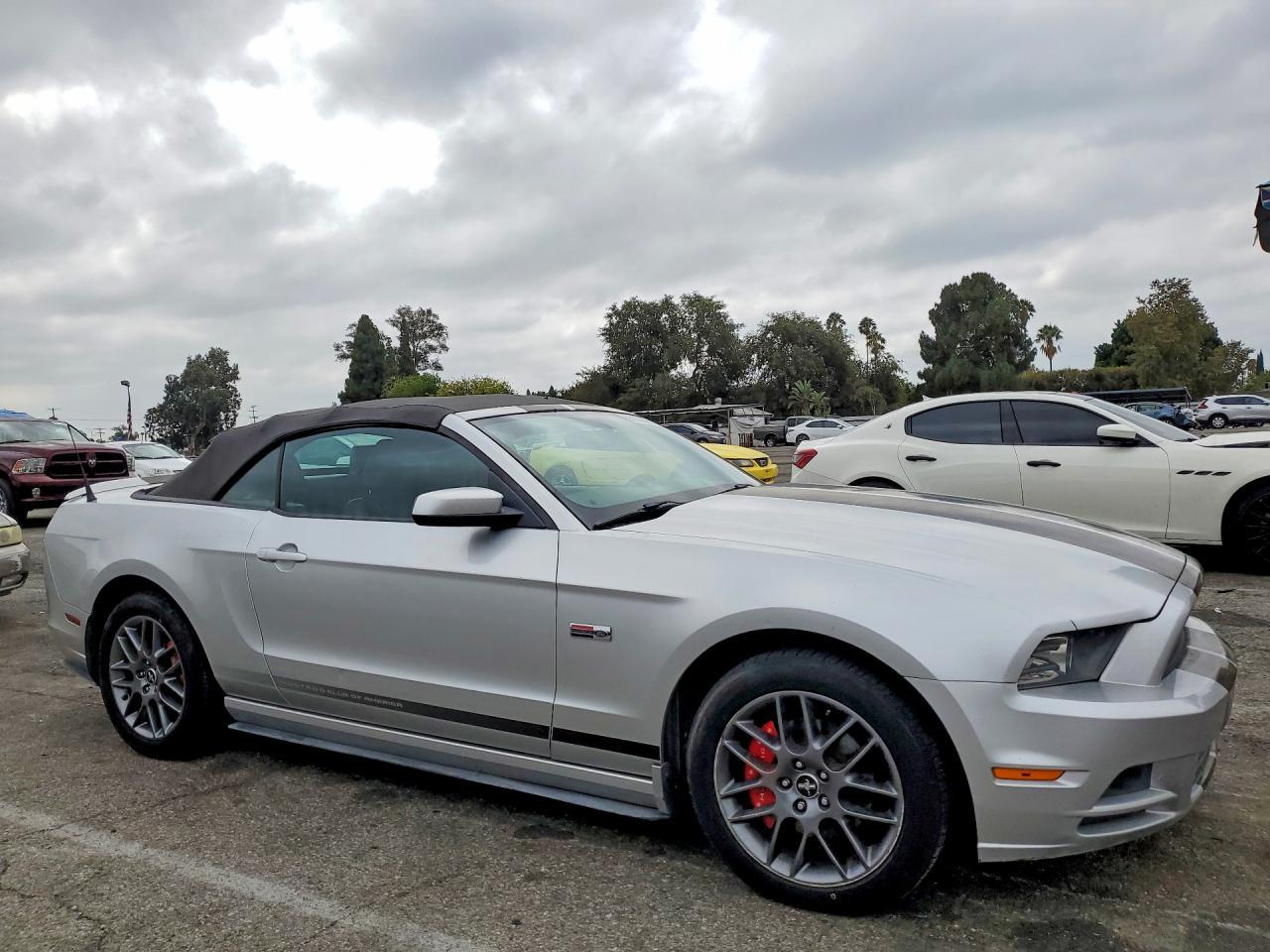 2014 Ford Mustang - Фото 4