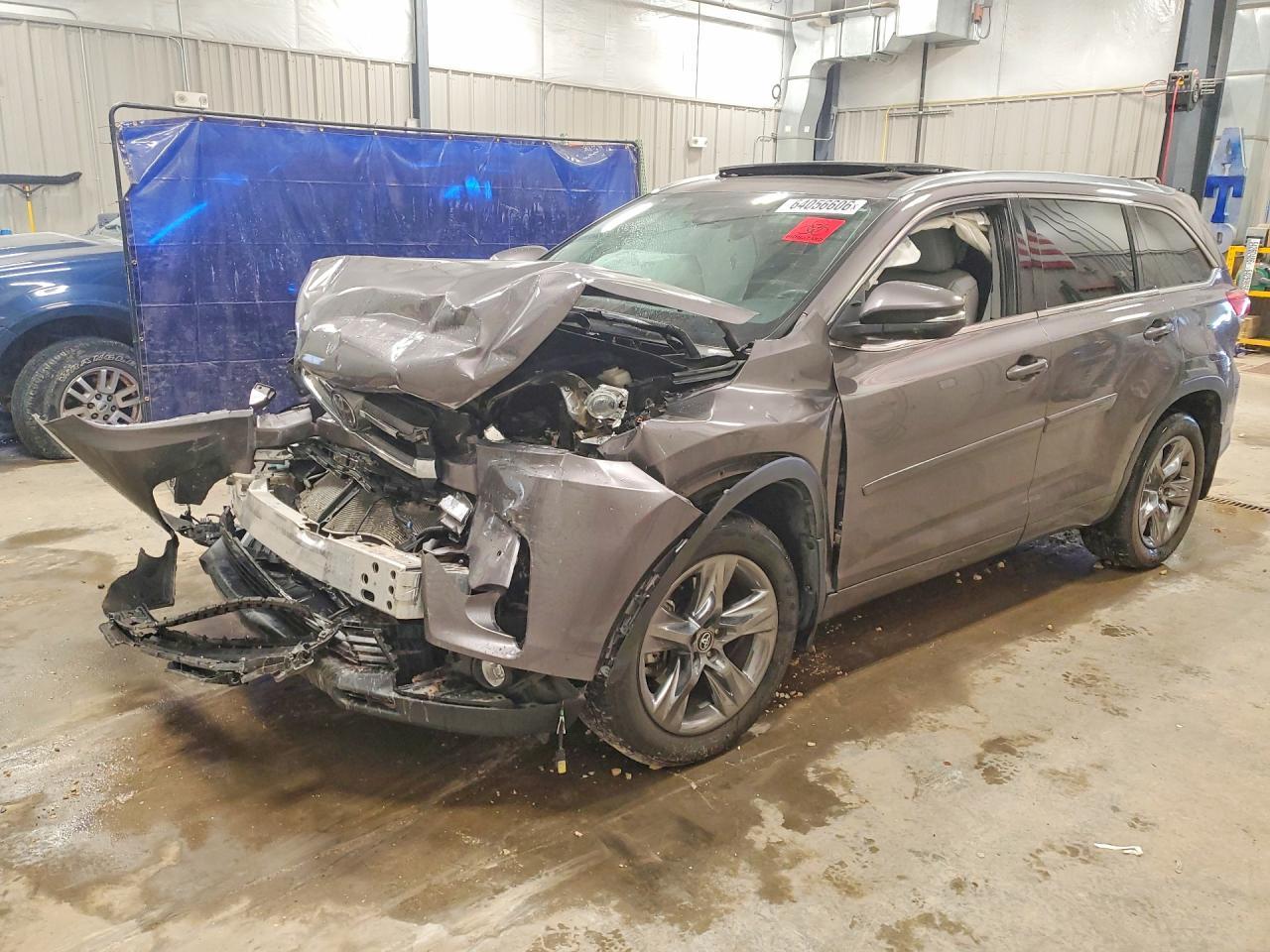 2019 Toyota Highlander Limited Platinum