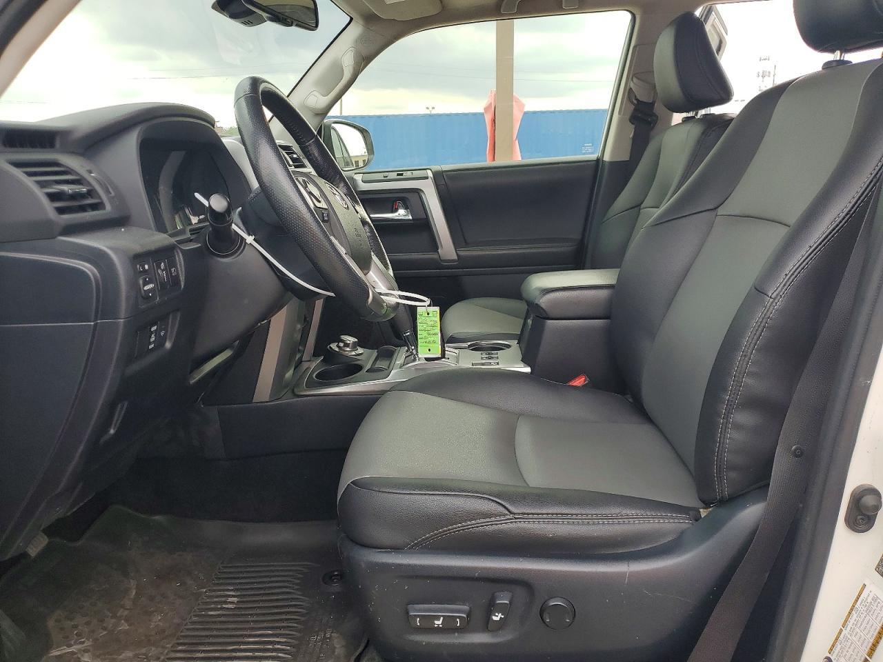 2023 Toyota 4Runner Sr5 Premium - Image 7
