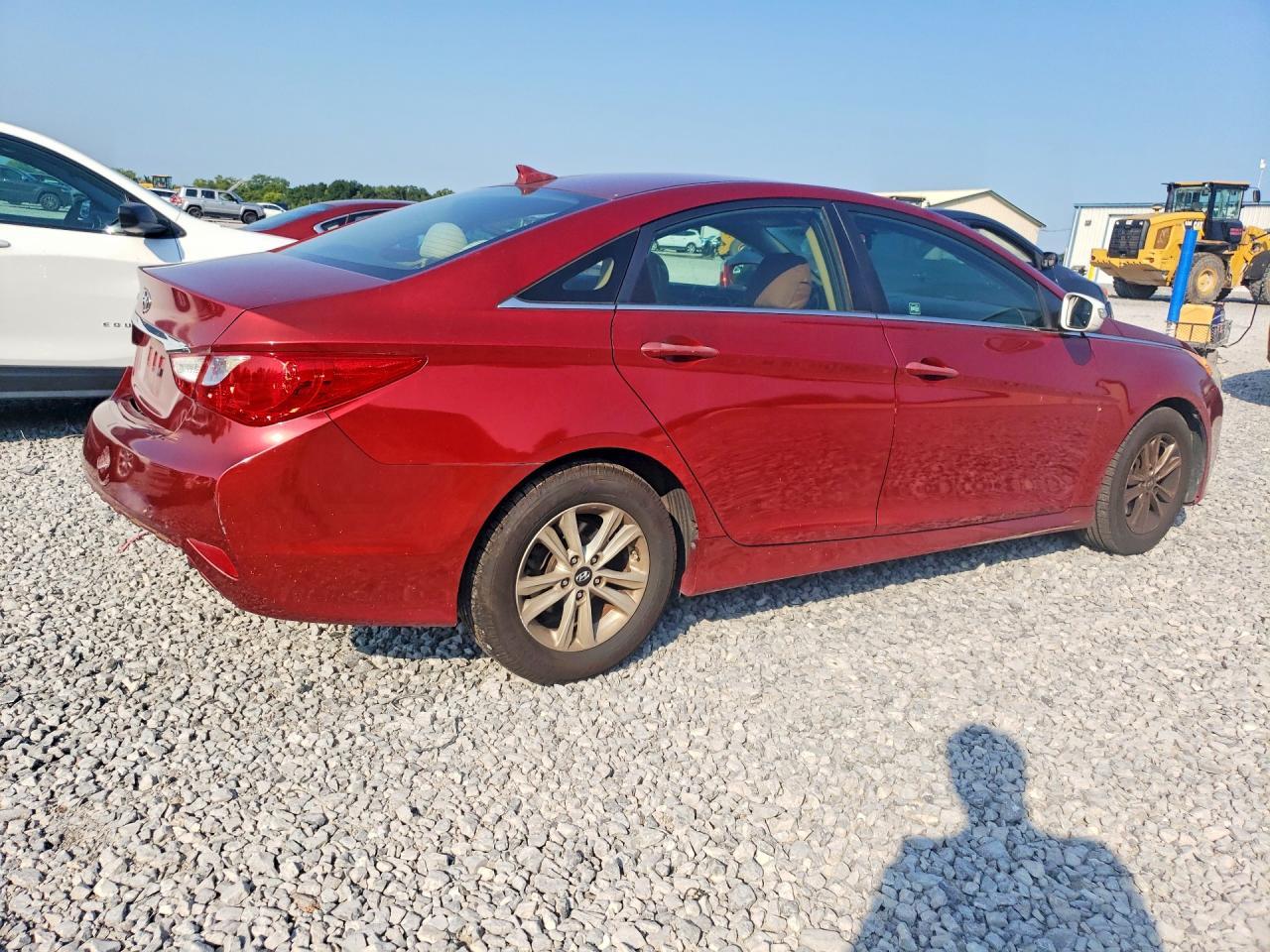 2014 Hyundai Sonata Gls - Image 3