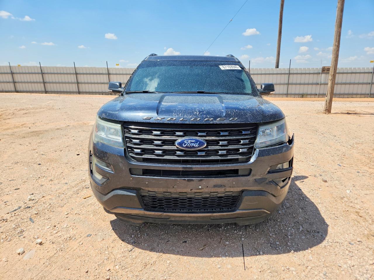 2017 Ford Explorer Xlt - Image 5
