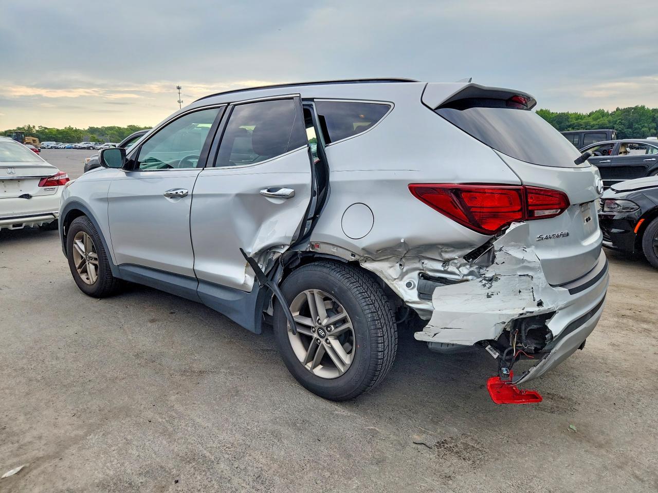 2018 Hyundai Santa Fe Sport 2.4L - Фото 2