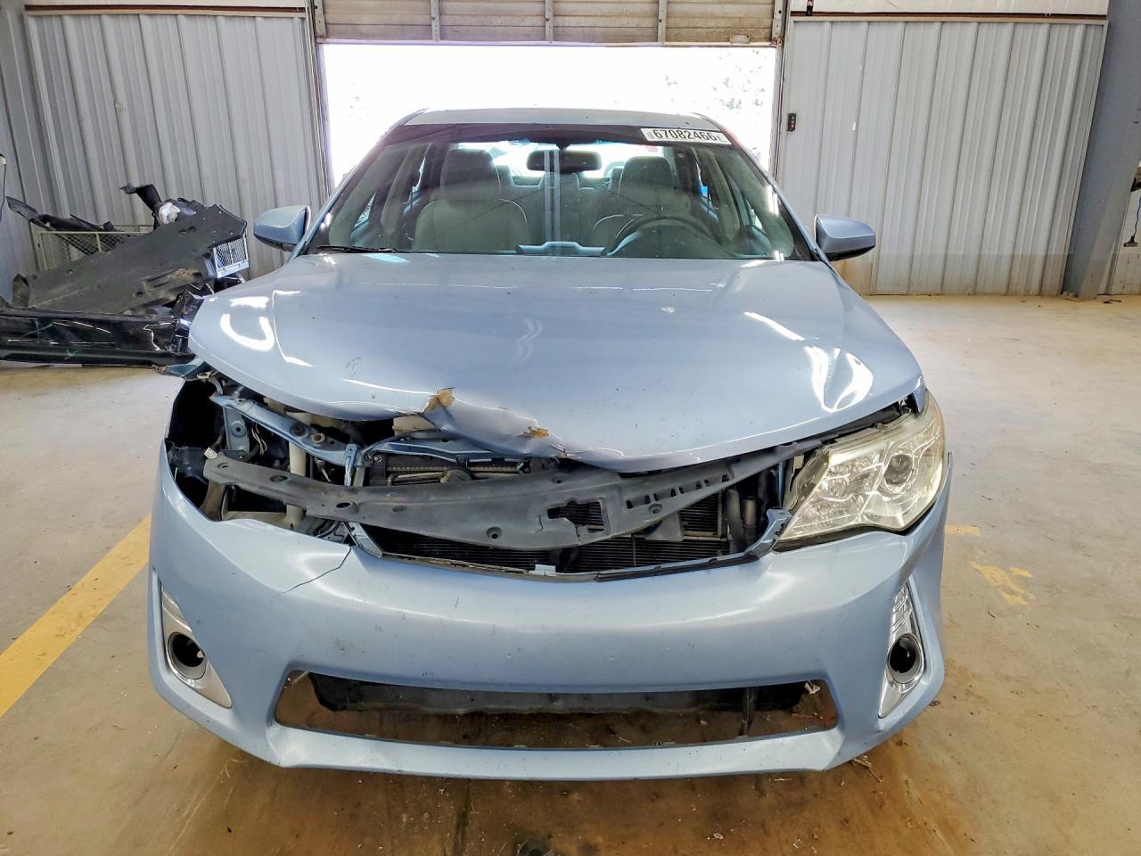 2012 Toyota Camry Hybrid Xle - Image 5