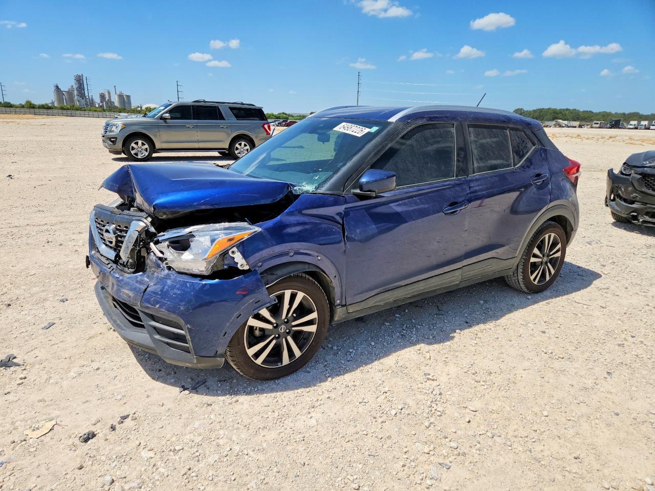 2020 Nissan Kicks Sv