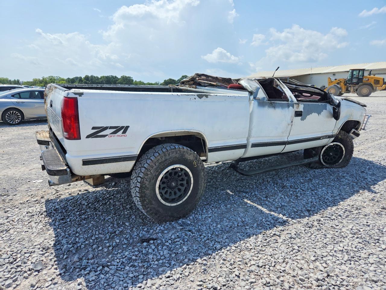 1995 Chevrolet Gmt-400 K1500 - Image 3