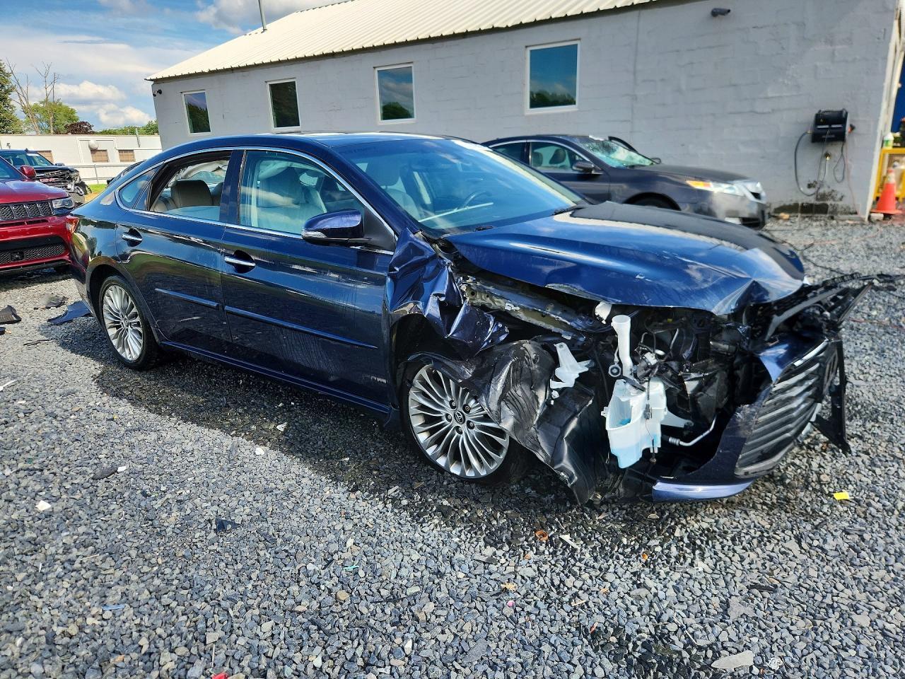 2018 Toyota Avalon Limited - Фото 4