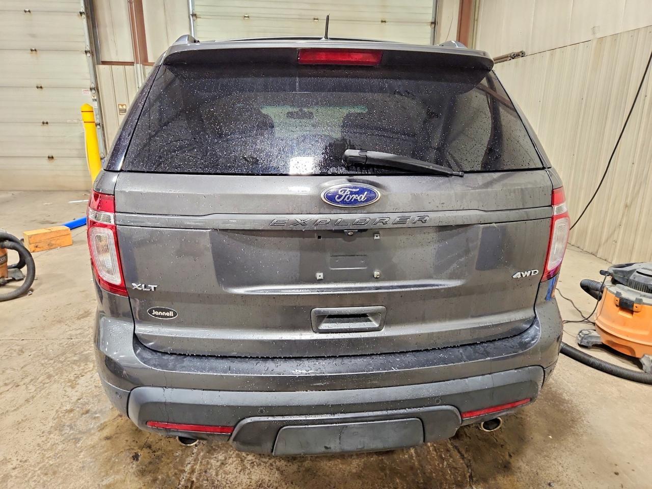2015 Ford Explorer Xlt - Image 6