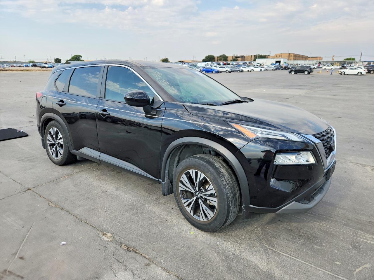 2023 Nissan Rogue Sv - Image 4