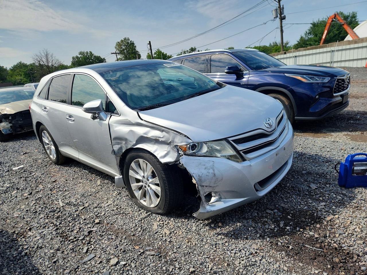 2014 Toyota Venza Xle - Image 4