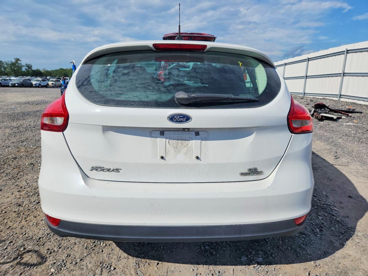 2015 Ford Focus Se - Фото 6
