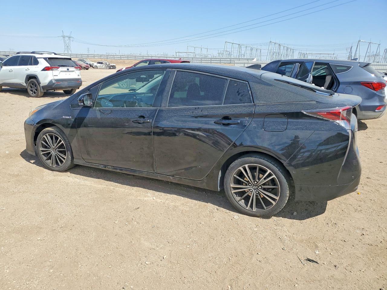 2018 Toyota Prius Two - Фото 2