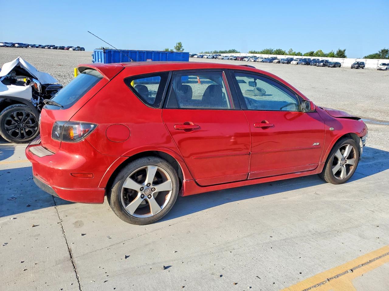 2005 Mazda 3 Hatchback - Фото 3