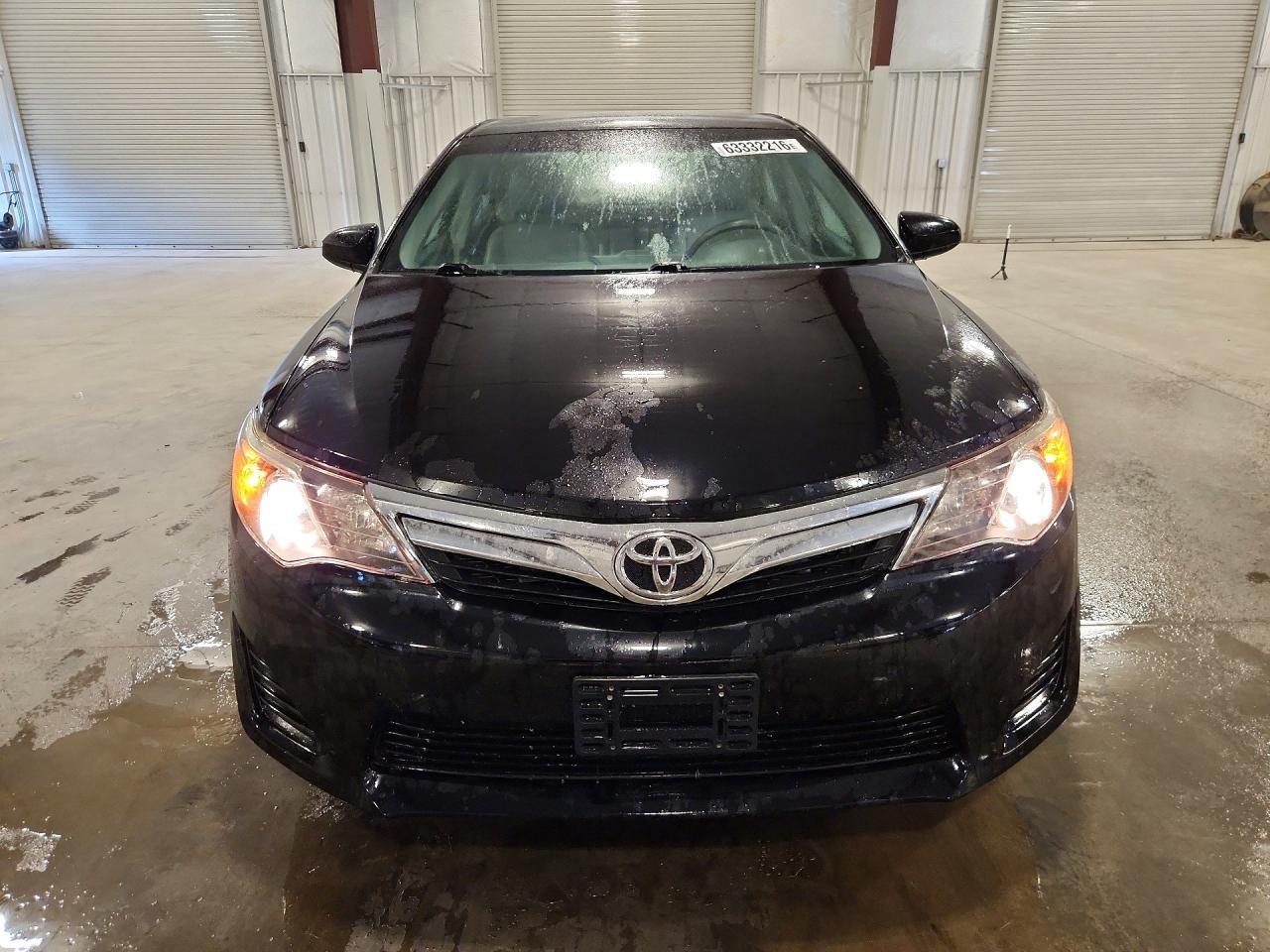 2014 Toyota Camry Le - Фото 5