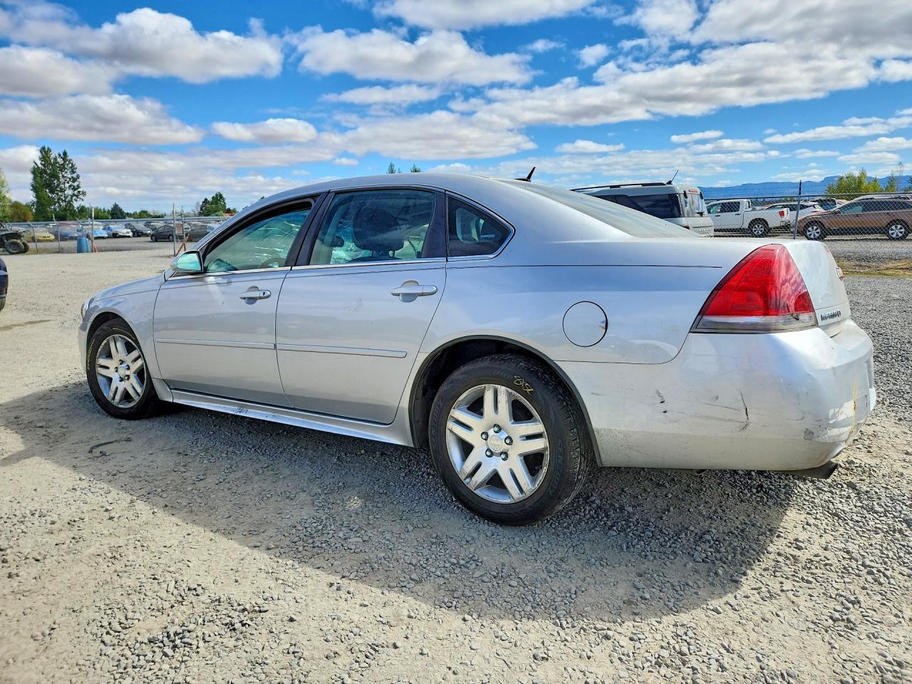 2014 Chevrolet Impala Limited Lt - Image 2