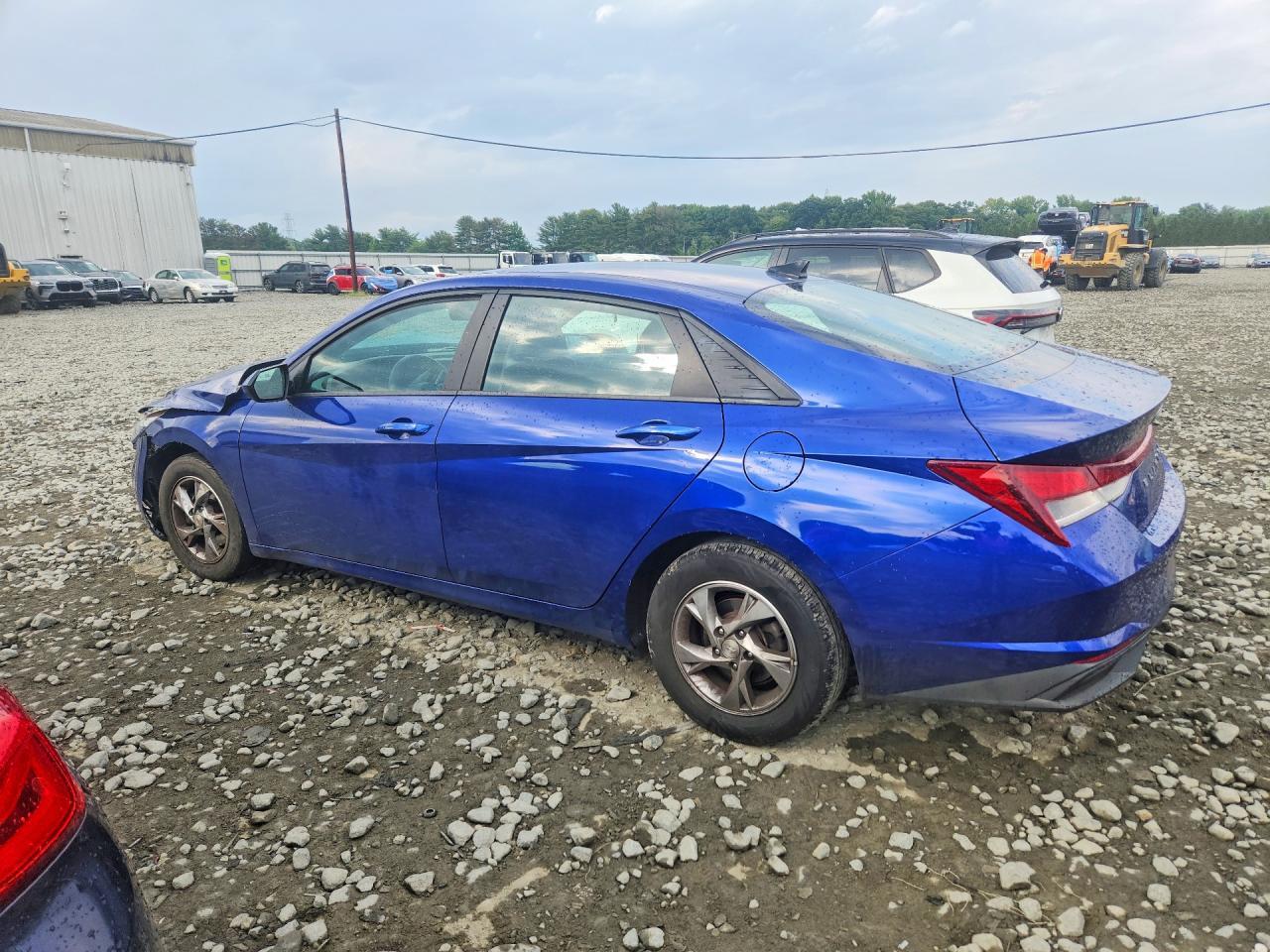 2021 Hyundai Elantra Se - Image 2