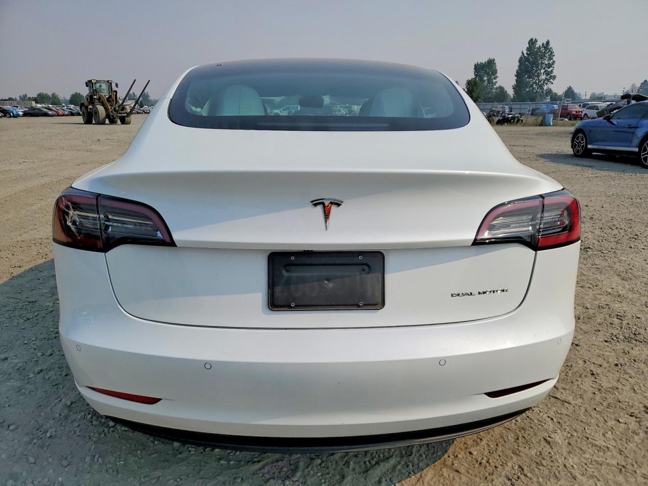 2022 Tesla Model 3 - Image 6