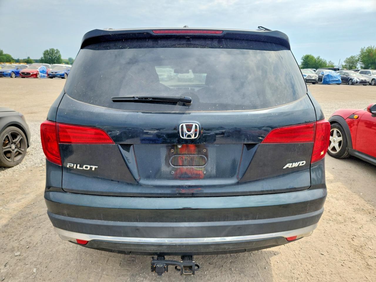 2017 Honda Pilot Touring - Image 6