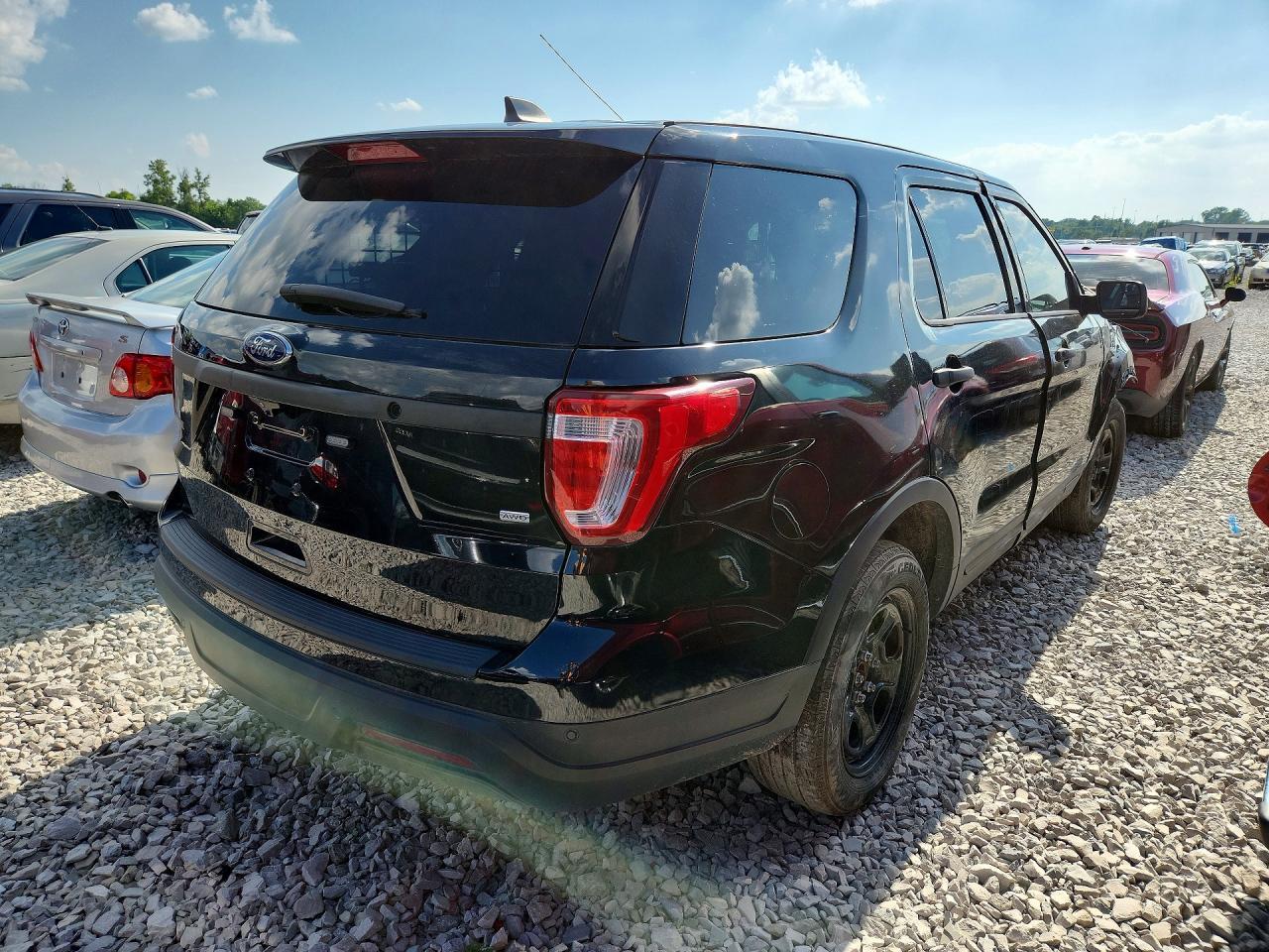 2019 Ford Explorer Police Interceptor - Фото 3