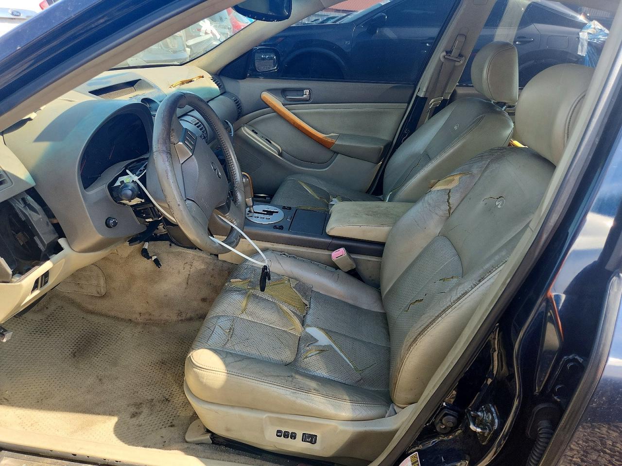 2004 Infiniti G35 Base - Фото 7