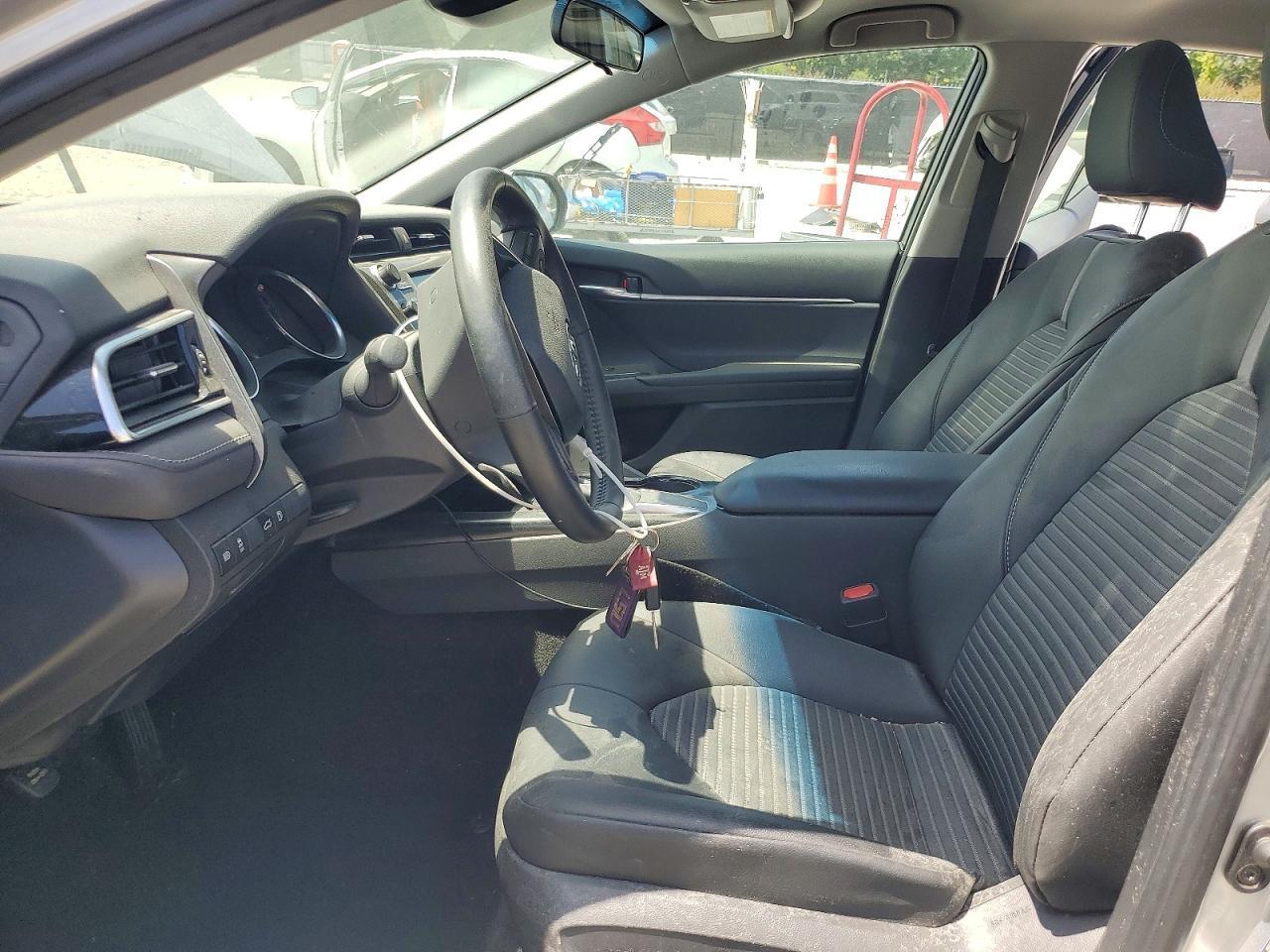 2018 Toyota Camry Se - Фото 7