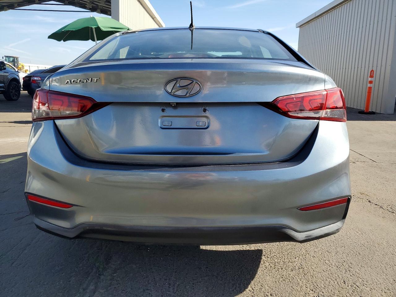 2019 Hyundai Accent Se - Image 6