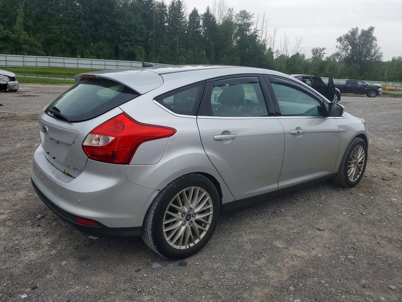 2014 Ford Focus Titanium - Фото 3