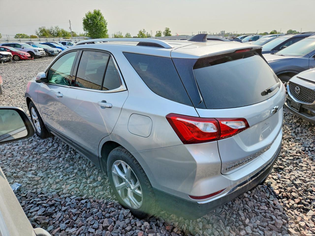 2019 Chevrolet Equinox Lt - Image 2