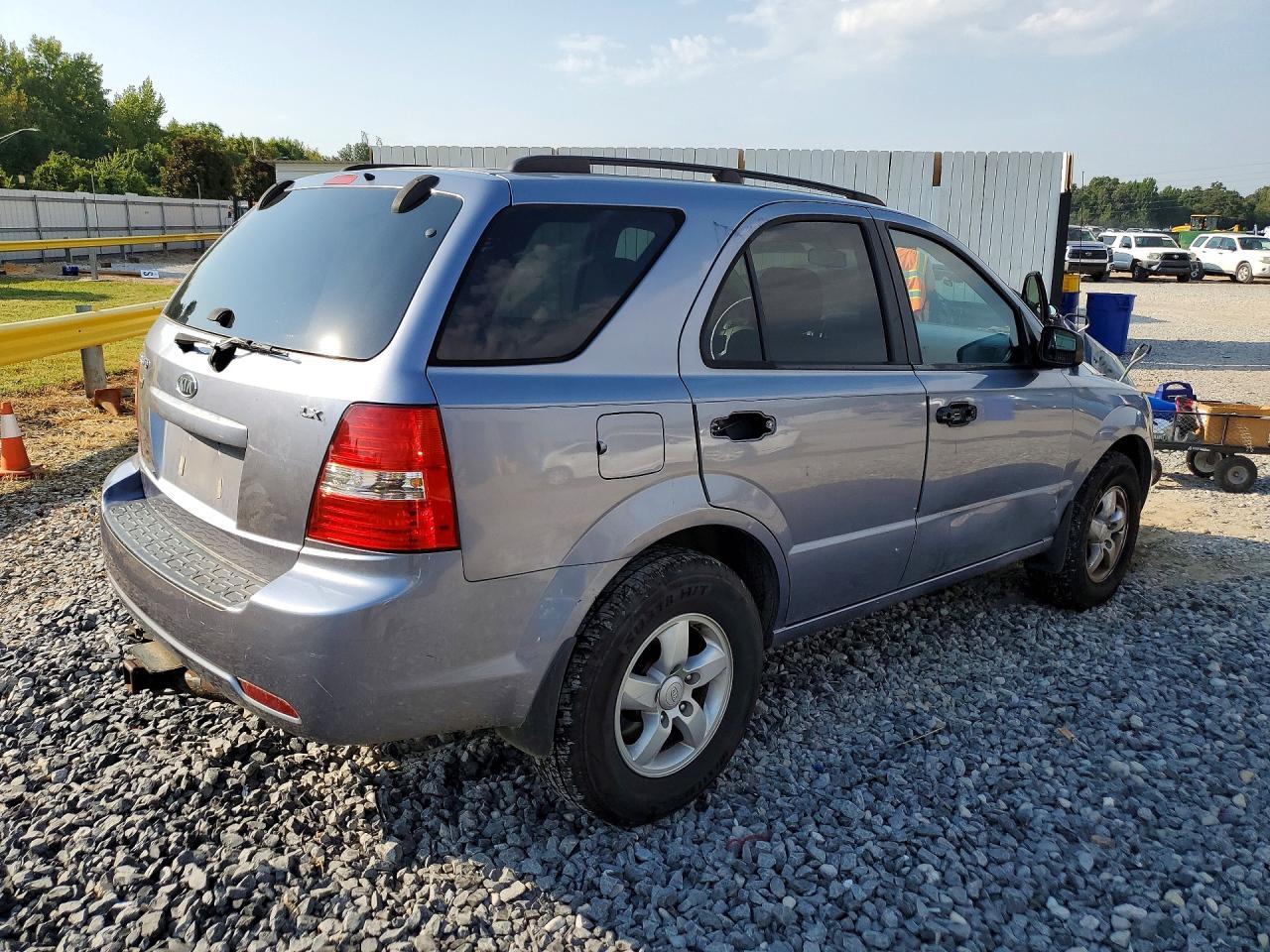 2009 Kia Sorento Base - Image 3